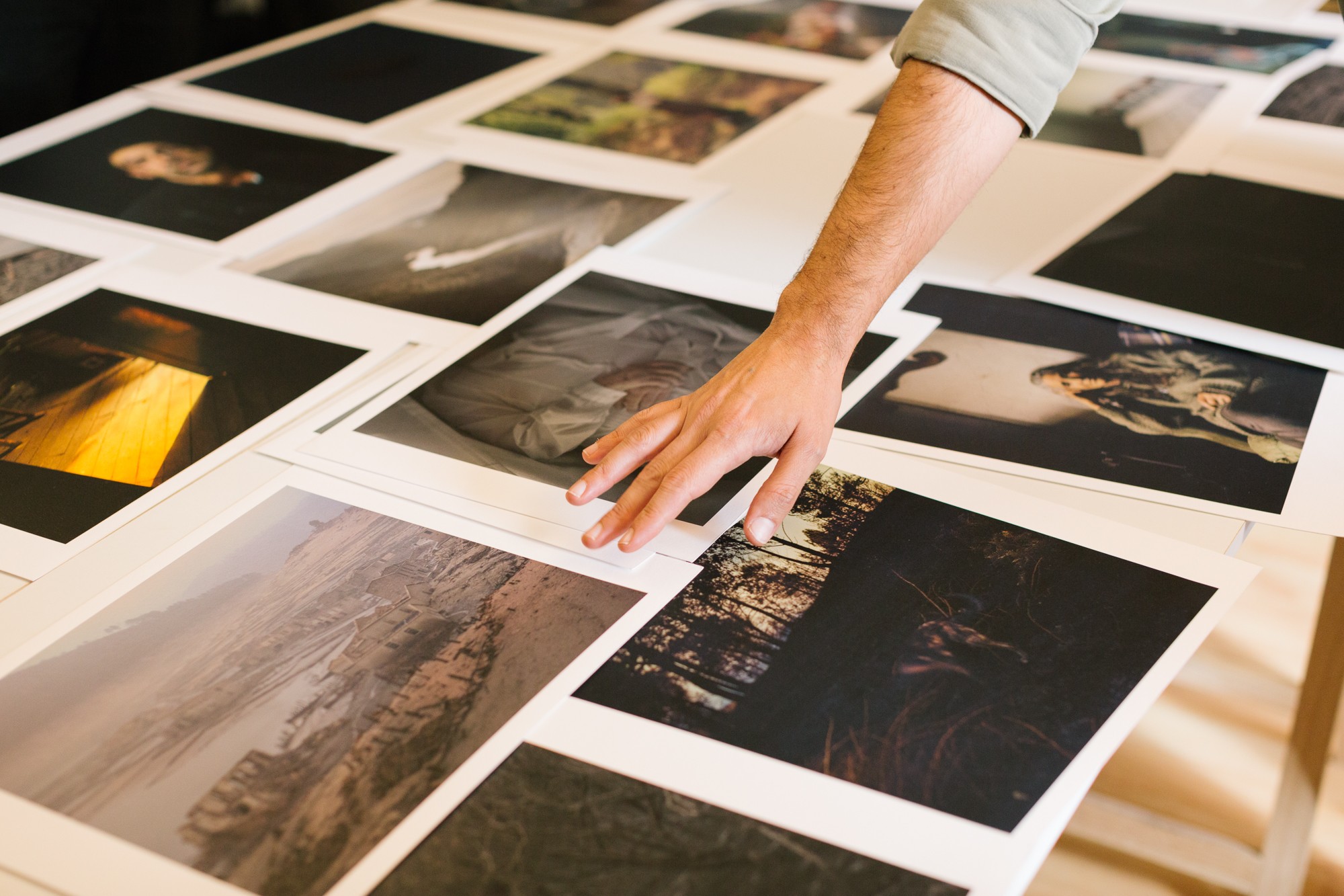 A image that shows a mountain range